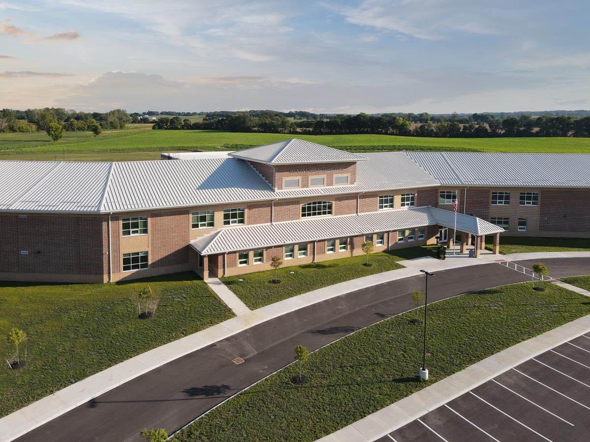 Elementary students thrive in new BloomCarroll facility Summit